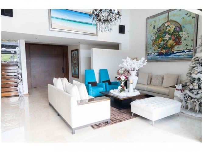 Casa de 5 alcobas en venta en Loma Del Chocho, Envigado, 1150 m² · foto 7 de 19