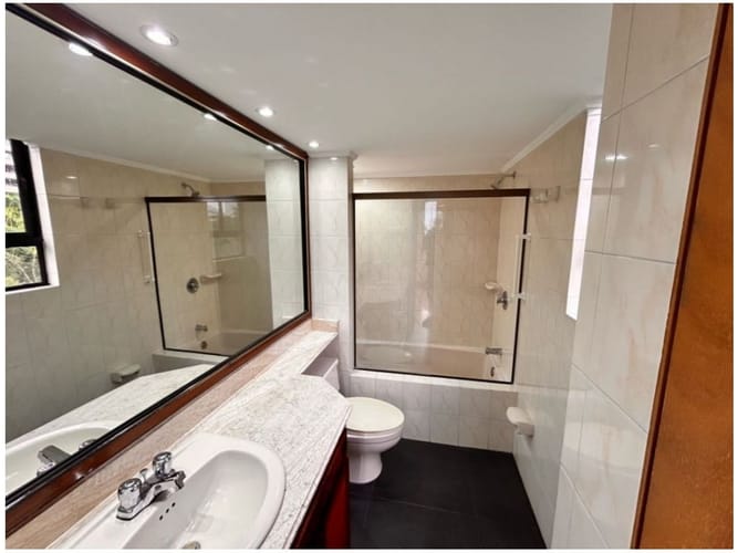 Apartamento de 4 alcobas en venta en El Poblado, Medellín, 172 m² · foto 14 de 14