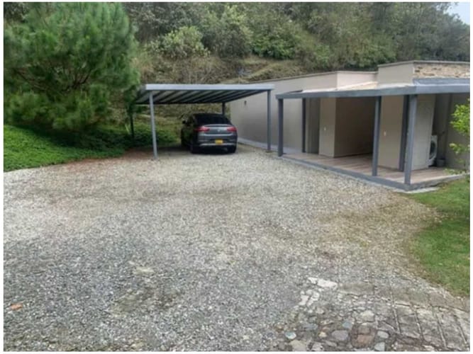 Finca en venta en El Retiro, 200 m² · foto 2 de 15