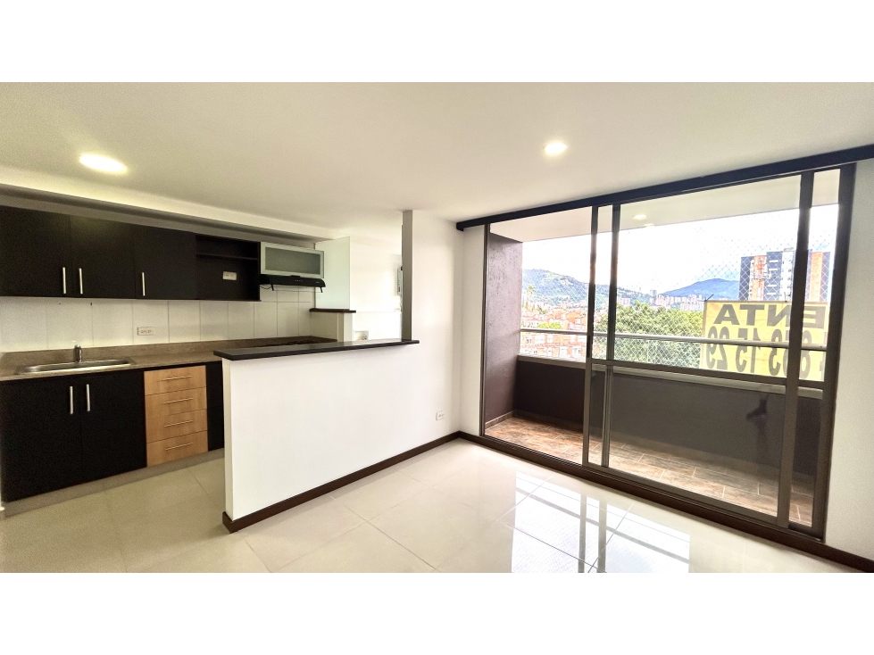Apartamento en venta en La Abadia, Medellín · foto 2 de 5