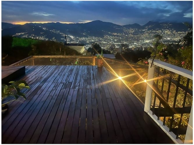 Casa de 3 alcobas en venta en El Poblado, Medellín, 1800 m² · foto 20 de 24