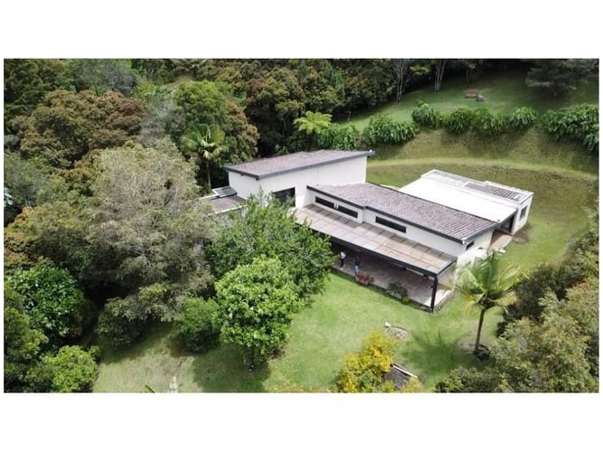 Casa de 3 alcobas en venta en El Carmen De Viboral, El Carmen de Viboral · foto 5 de 24