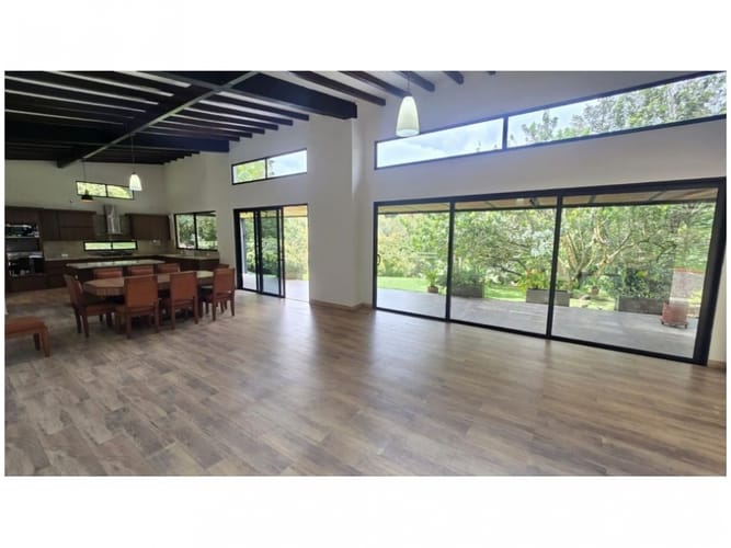 Casa de 3 alcobas en venta en El Carmen De Viboral, El Carmen de Viboral · foto 11 de 24