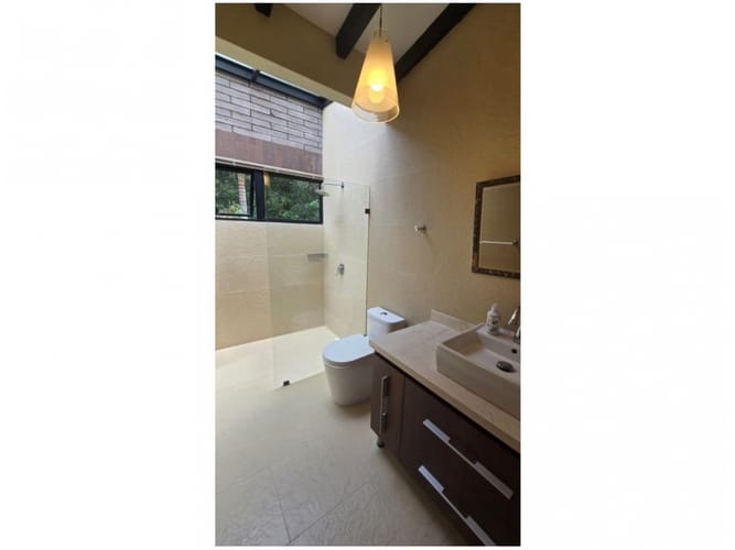 Casa de 3 alcobas en venta en El Carmen De Viboral, El Carmen de Viboral · foto 15 de 24