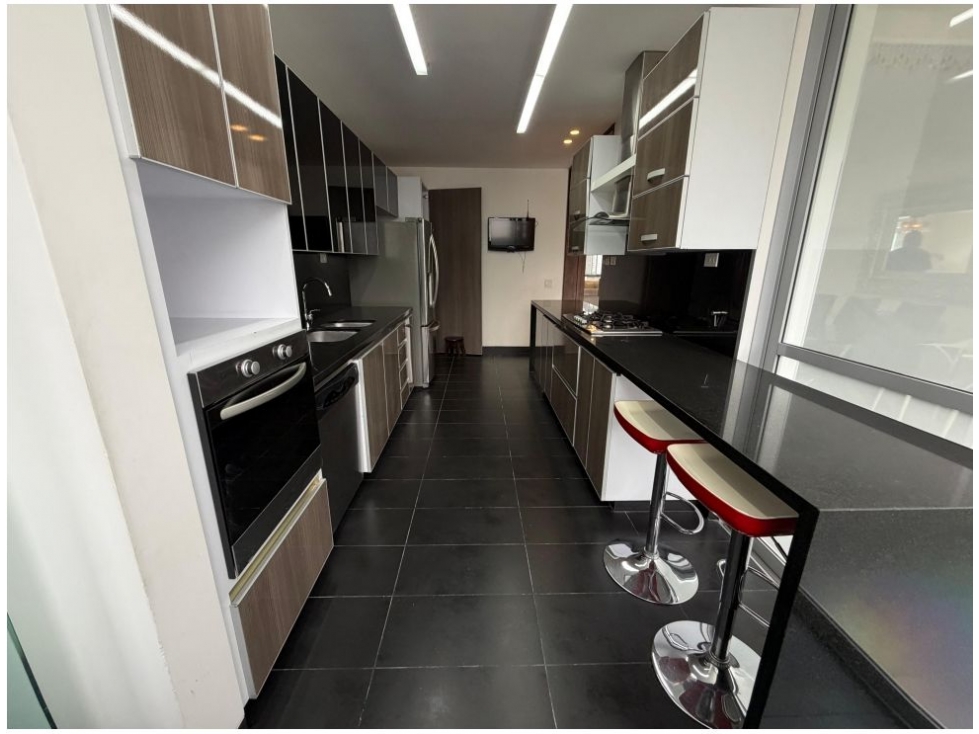 Apartamento en venta en El Poblado, Medellín · foto 11 de 24