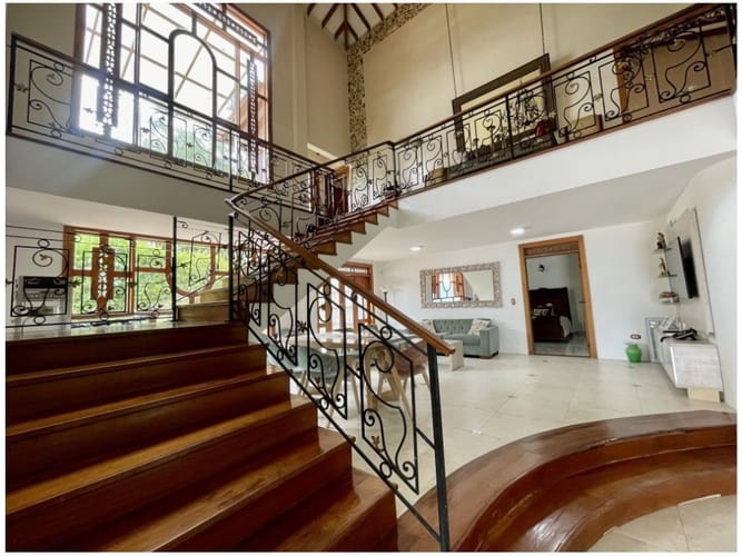 Casa de 6 alcobas en venta en Las Lomitas, Sabaneta, 1530 m² · foto 15 de 24