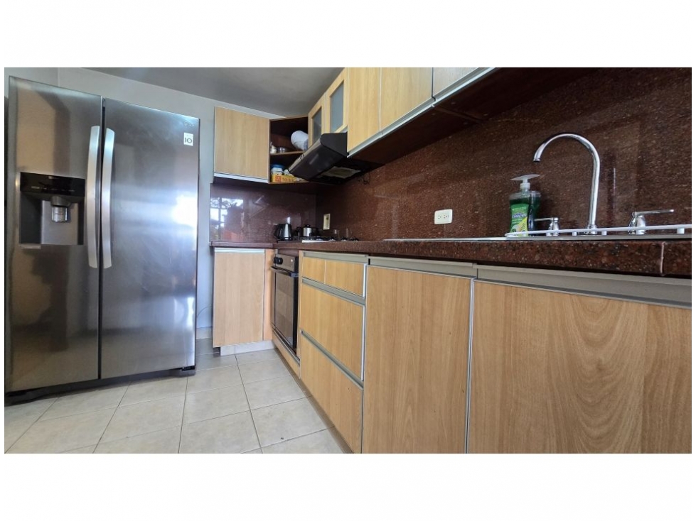 Apartamento en venta en El Poblado, Medellín · foto 6 de 18