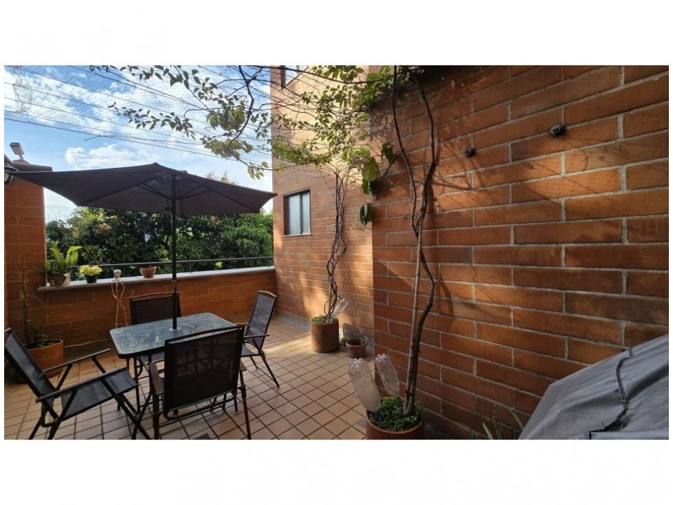 Apartamento en venta en El Poblado, Medellín · foto 10 de 18