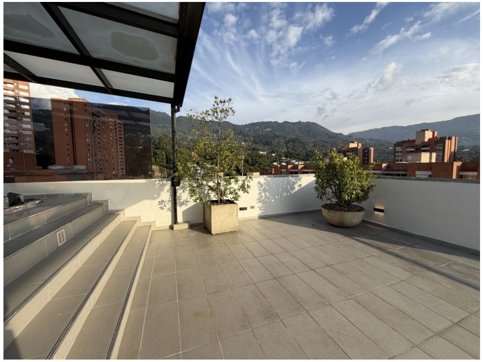 Apartamento en venta en El Esmeraldal, Envigado · foto 2 de 24