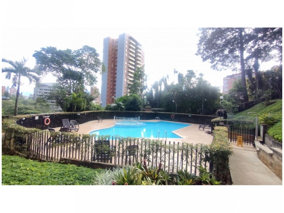 Apartamento en venta en El Poblado, Medellín · foto 18 de 18