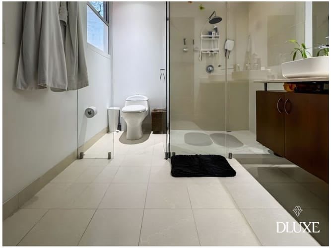 Casa de 3 alcobas en venta en Loma Del Escobero, Envigado, 1500 m² · foto 14 de 17