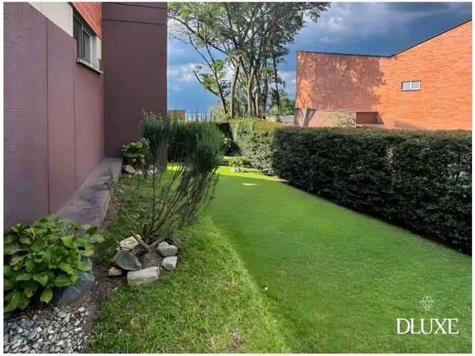 Casa de 3 alcobas en venta en Loma Del Escobero, Envigado, 1500 m² · foto 16 de 17