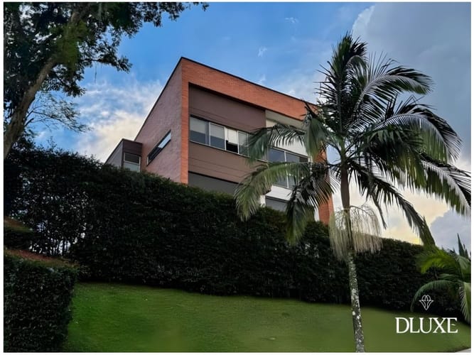 Casa de 3 alcobas en venta en Loma Del Escobero, Envigado, 1500 m² · foto 17 de 17