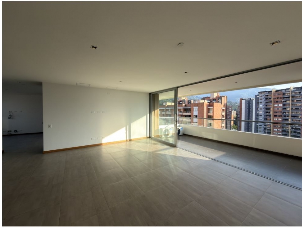 Apartamento en venta en El Esmeraldal, Envigado · foto 16 de 24