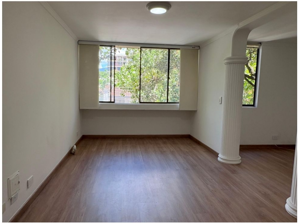Apartamento en venta en El Poblado, Medellín · foto 3 de 11