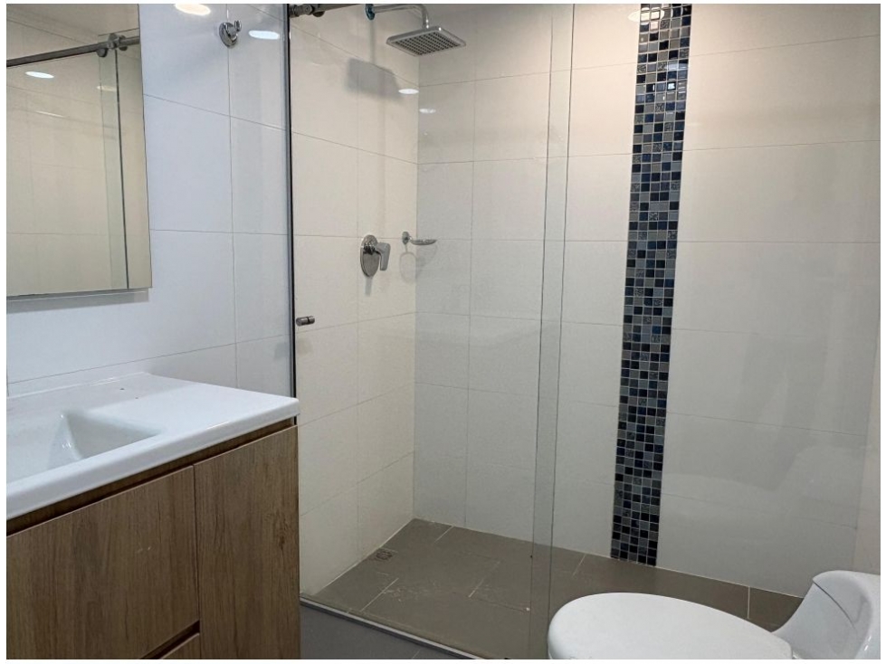 Apartamento en venta en El Poblado, Medellín · foto 9 de 11