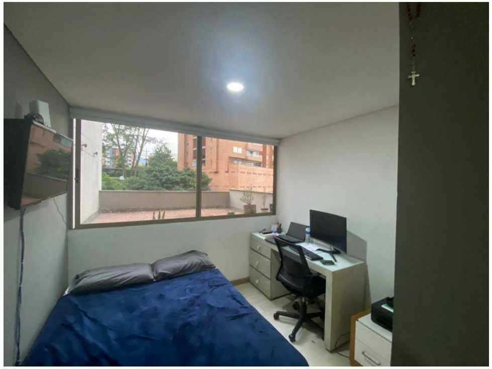 Apartamento en venta en Loma Del Esmeraldal, Envigado · foto 9 de 13
