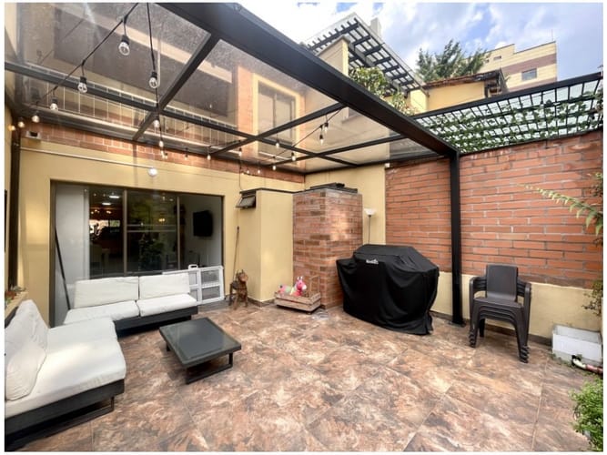 Casa de 3 alcobas en venta en Cumbres, Envigado, 204 m² · foto 8 de 19
