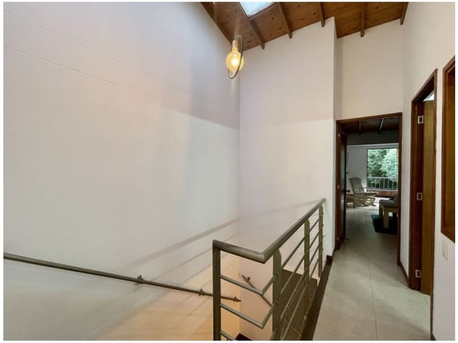 Casa de 3 alcobas en venta en Cumbres, Envigado, 204 m² · foto 12 de 19
