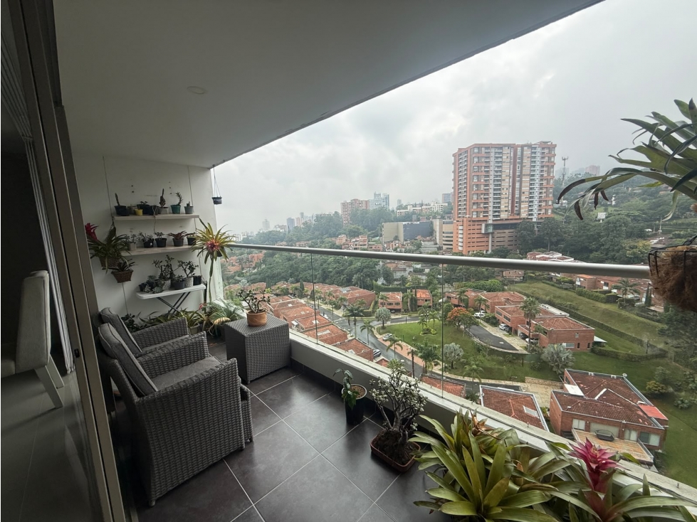 Apartamento en venta en Loma Del Esmeraldal, Envigado · foto 2 de 24