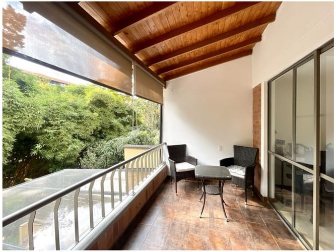 Casa de 3 alcobas en venta en Cumbres, Envigado, 204 m² · foto 15 de 19
