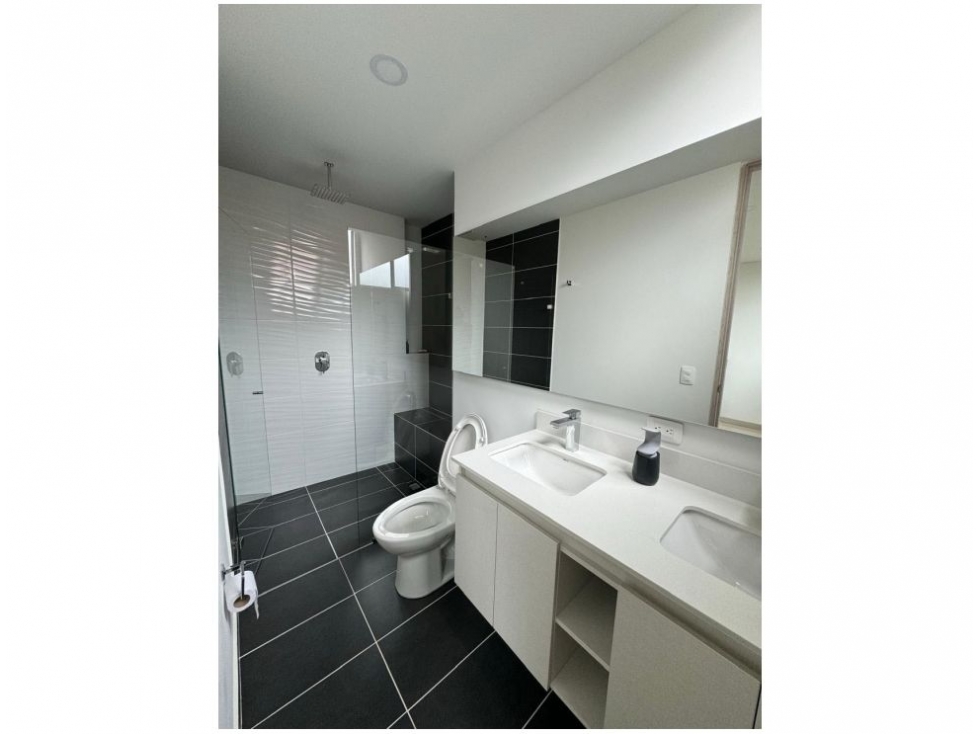 Apartamento en venta en Camino Verde, Envigado · foto 21 de 22