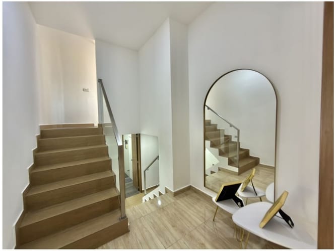 Casa de 4 alcobas en venta en Los Naranjos, Medellín, 240 m² · foto 14 de 22
