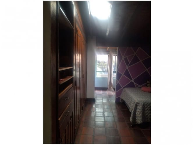 Casa de 5 alcobas en venta en Laureles, Medellín, 190 m² · foto 4 de 7