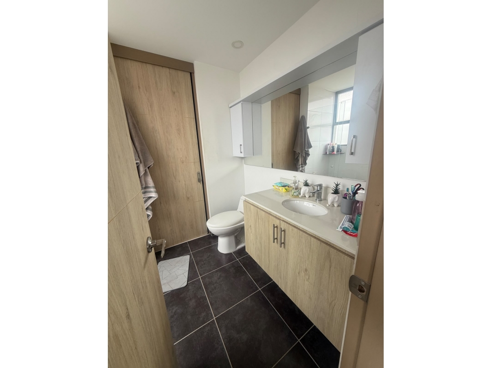 Apartamento en venta en Loma Del Esmeraldal, Envigado · foto 21 de 24