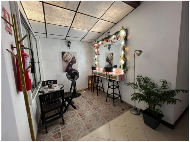Casa de 4 alcobas en venta en Estadio, Medellín, 137 m² · foto 3 de 11