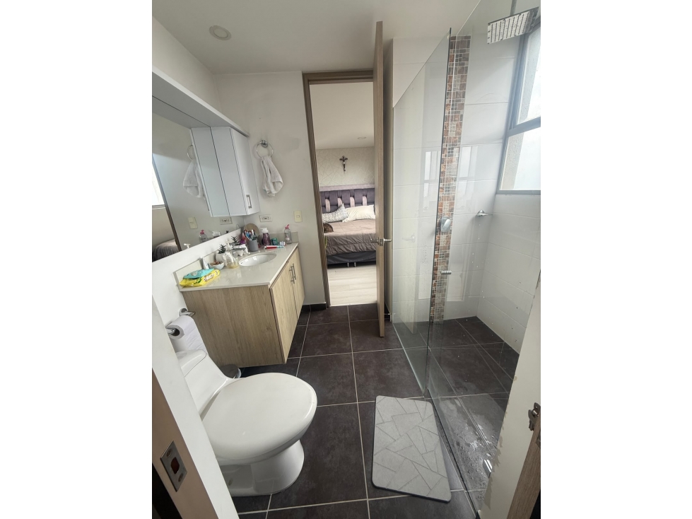 Apartamento en venta en Loma Del Esmeraldal, Envigado · foto 23 de 24