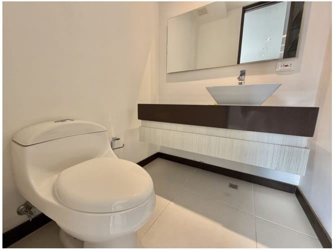 Apartamento de 3 alcobas en venta en El Poblado, Medellín, 138 m² · foto 7 de 18