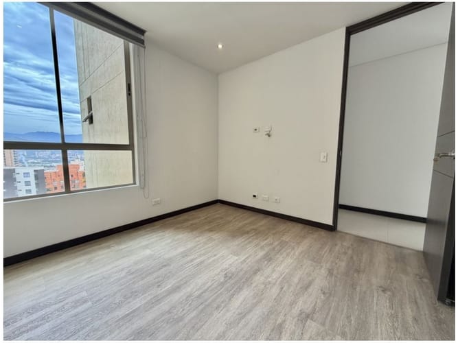 Apartamento de 3 alcobas en venta en El Poblado, Medellín, 138 m² · foto 10 de 18
