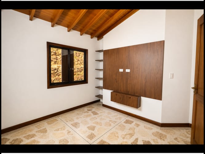 Casa de 4 alcobas en venta en El Poblado, Medellín, 312 m² · foto 13 de 14