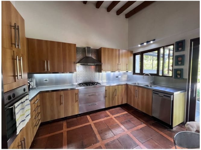 Casa de 4 alcobas en venta en Llano Grande, Rionegro, 377 m² · foto 9 de 24