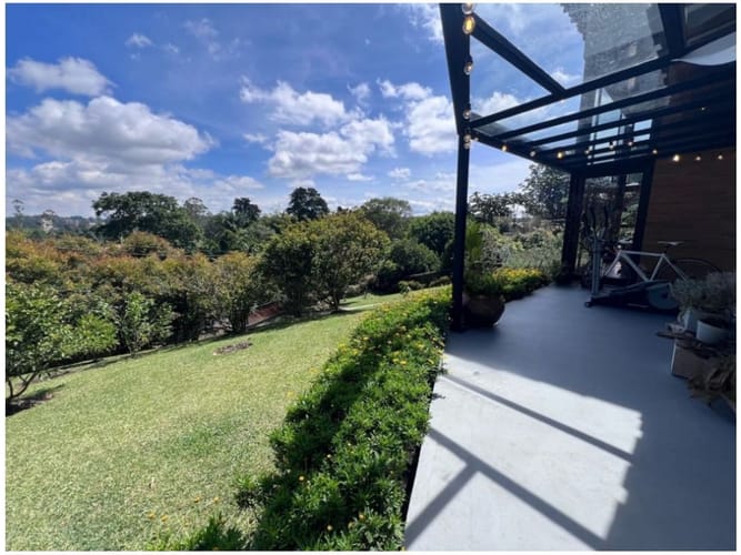 Casa de 4 alcobas en venta en Llano Grande, Rionegro, 377 m² · foto 15 de 24