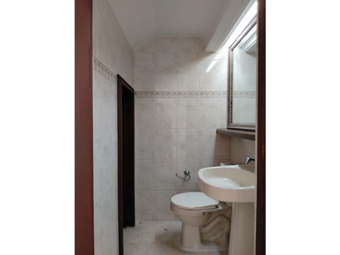 Casa de 4 alcobas en venta en El Poblado, Medellín, 276 m² · foto 12 de 17