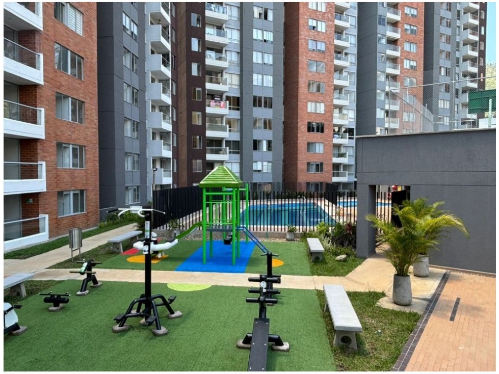 Apartamento en venta en Los Almendros, Medellín · foto 3 de 5