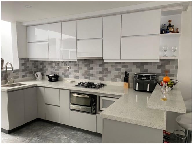 Casa de 4 alcobas en venta en La Ceja, 160 m² · foto 3 de 9