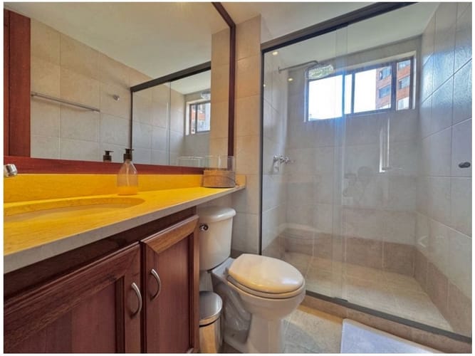 Apartamento de 3 alcobas en venta en Los Balsos, Medellín, 174 m² · foto 11 de 12