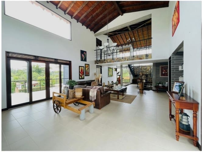 Casa de 3 alcobas en venta en La Ceja · foto 4 de 24