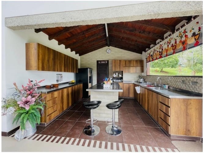 Casa de 3 alcobas en venta en La Ceja · foto 5 de 24