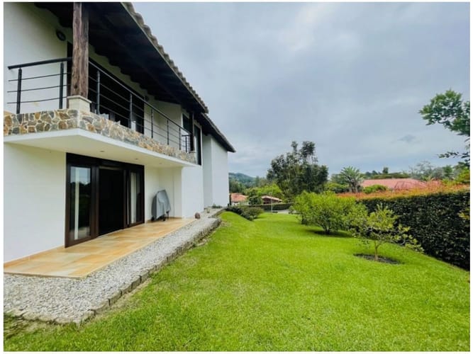 Casa de 3 alcobas en venta en La Ceja · foto 7 de 24