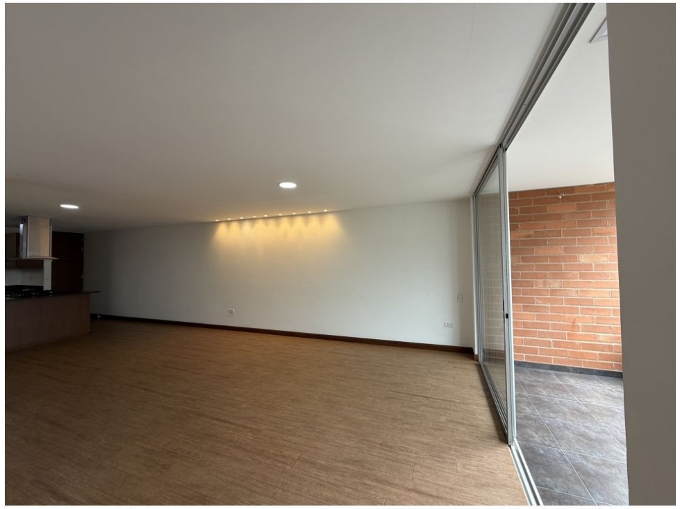 Apartamento en venta en Cumbres, Envigado · foto 2 de 20