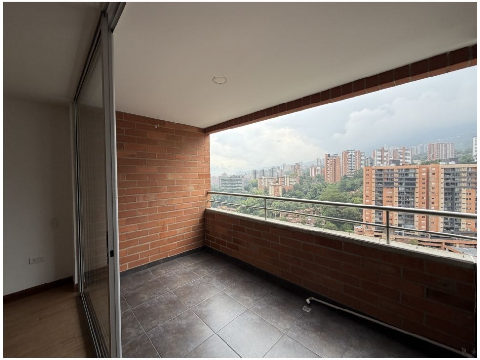 Apartamento en venta en Cumbres, Envigado · foto 4 de 20
