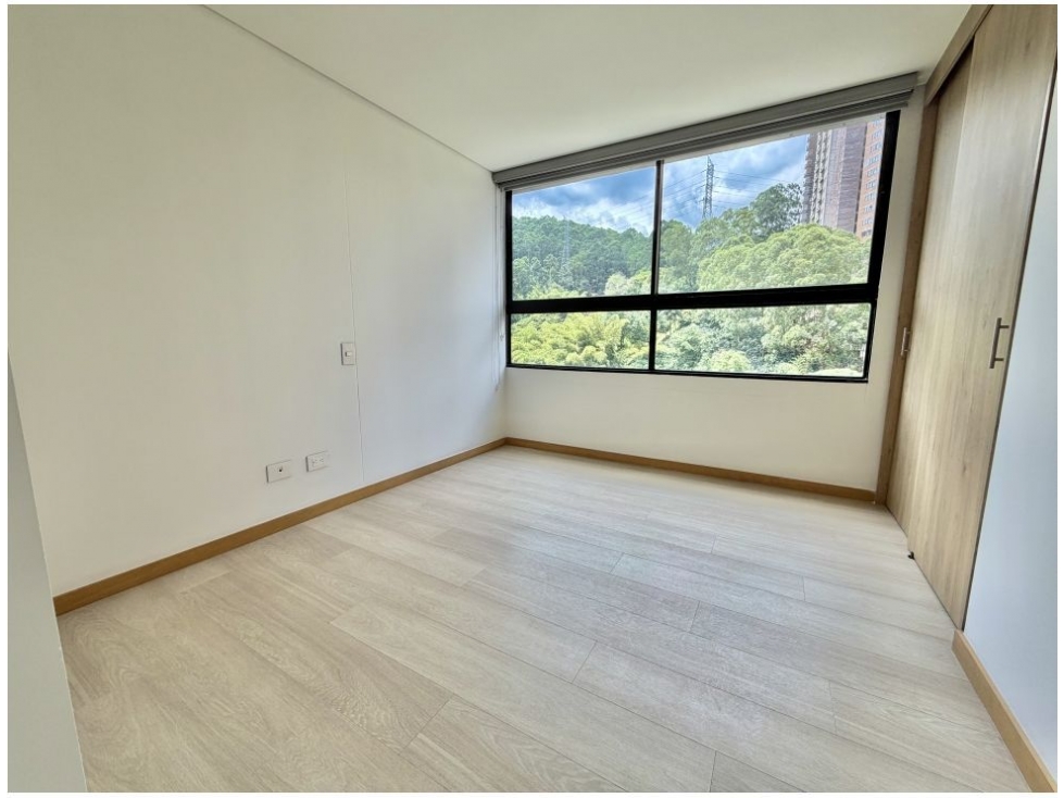 Apartamento en venta en El Poblado, Medellín · foto 11 de 13