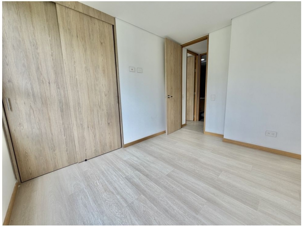 Apartamento en venta en El Poblado, Medellín · foto 12 de 13