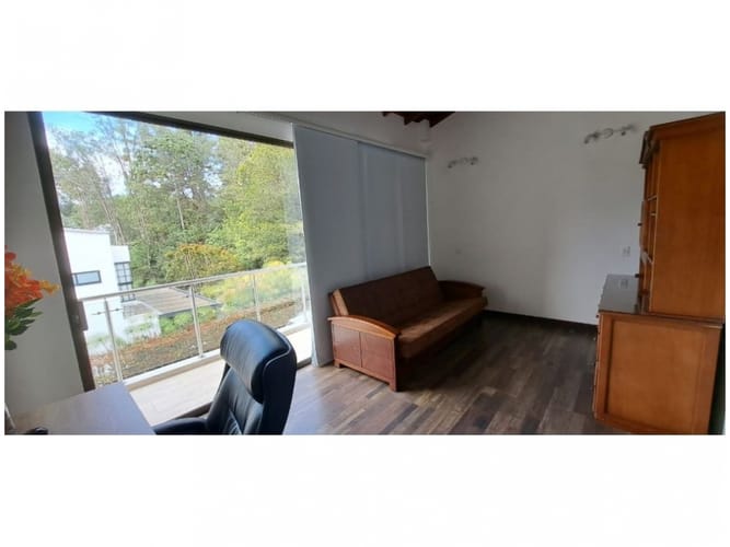 Casa de 4 alcobas en venta en Santa Elena, El Retiro, 270 m² · foto 5 de 15