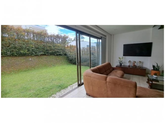 Casa de 4 alcobas en venta en Santa Elena, El Retiro, 270 m² · foto 11 de 15