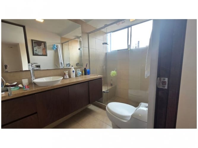 Apartamento de 2 alcobas en venta en El Poblado, Medellín, 116 m² · foto 12 de 18